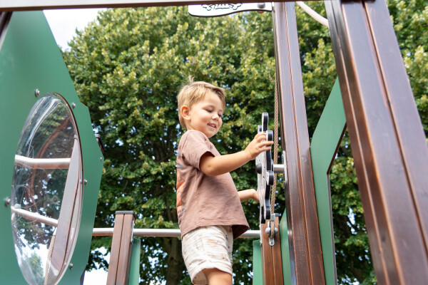 Speelboot Kameleon houtlook