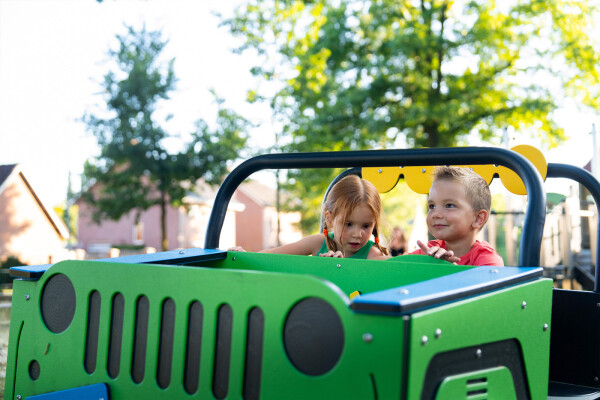 Speeljeep Jesse grijs