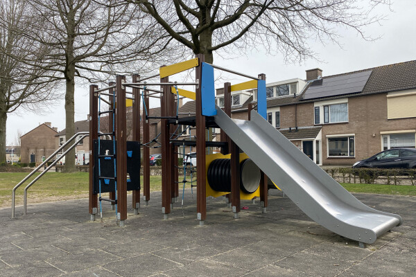 Speelcombinatie Eefje rood