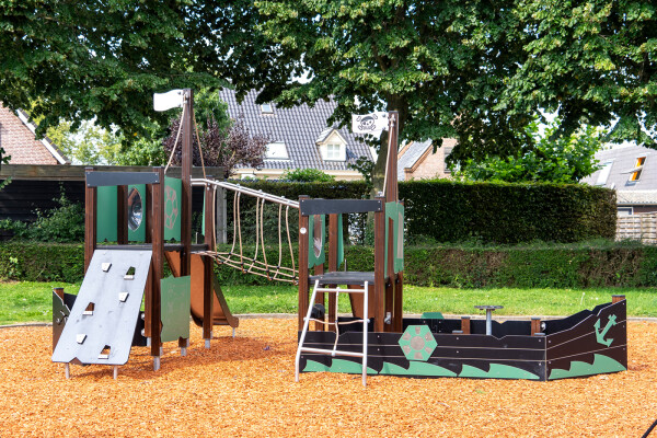 Speelboot Kameleon rood