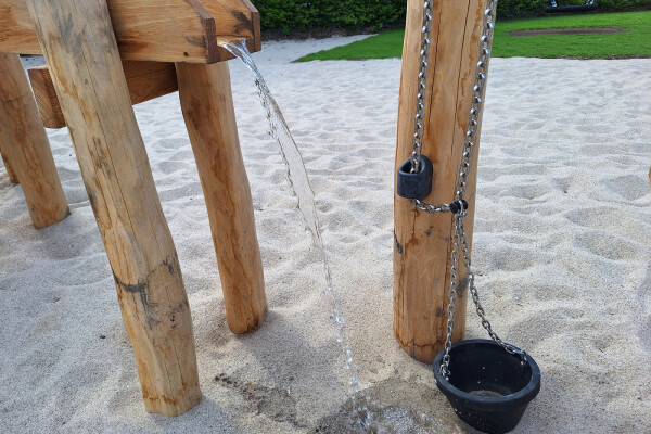 Waterelement hijskraan •