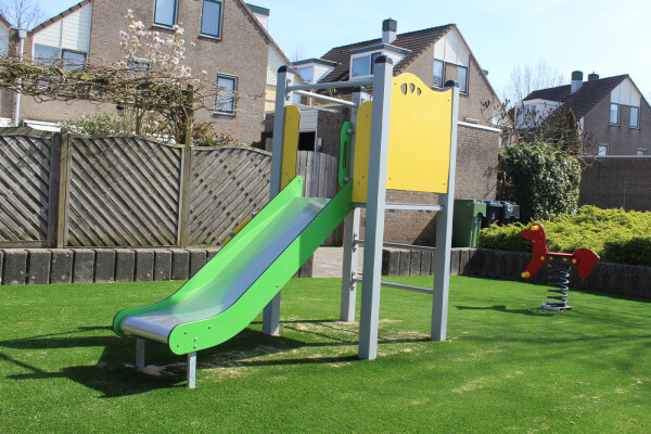 Glijbaantoren Joy groen