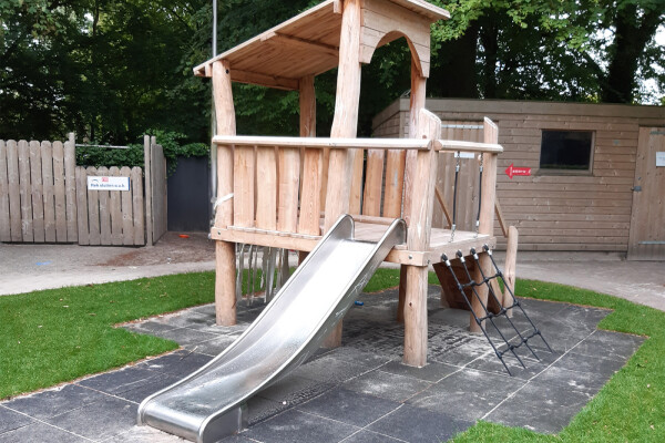 Glijbaantoren Klauterboom •