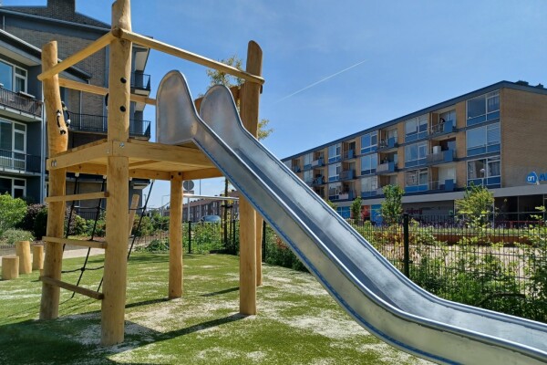 Glijbaantoren Sinaasappel