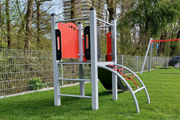 Glijbaantoren Joy rood