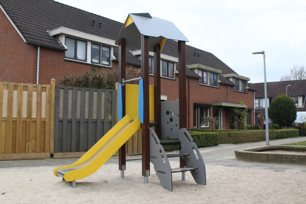 Glijbaantoren Yara groen