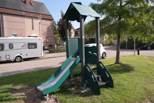 Glijbaantoren Yara groen