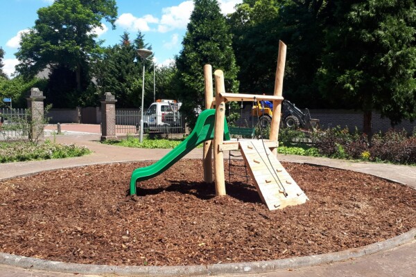 Glijbaantoren Aster geel •