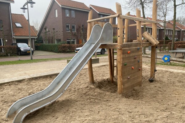 Zandspeeltoestel Yucca •