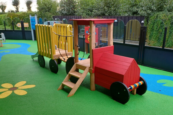 Tractor Teun met hooiwagen