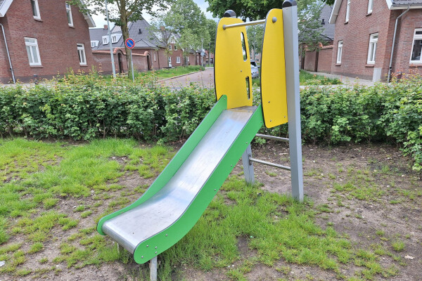 Glijbaantoren Jimmy zwart 0,9 m