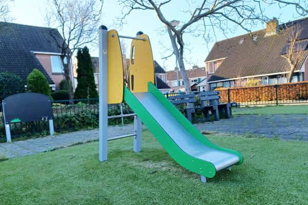 Glijbaantoren Jimmy zwart 0,9 m