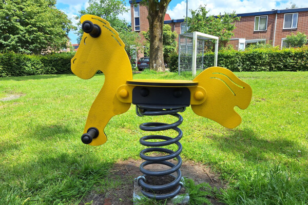 Veertoestel Paard